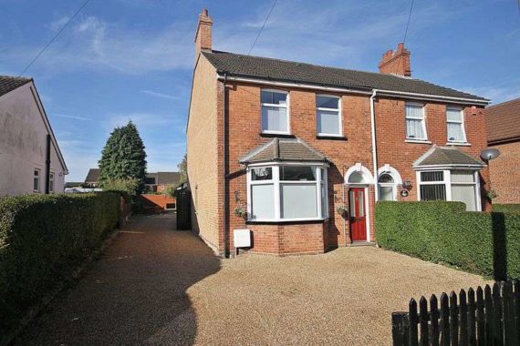 4&nbsp;Bedroom&nbsp;Semi-Detac...